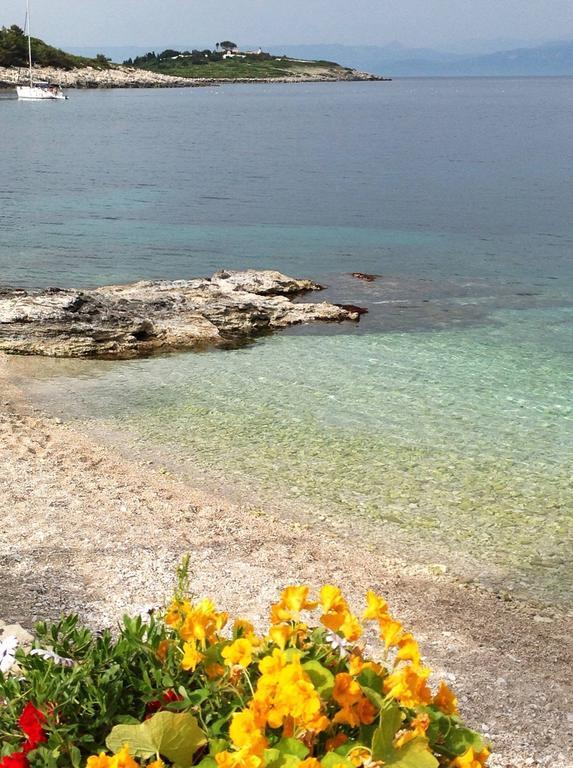 Romanos Apartments Γάιος Εξωτερικό φωτογραφία